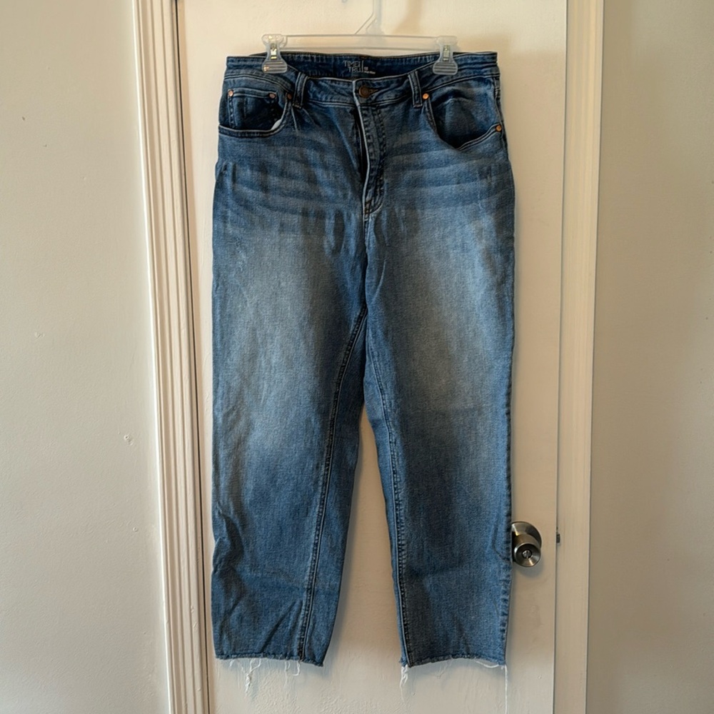 Time and Tru high rise jeans with unfinished hem size 18